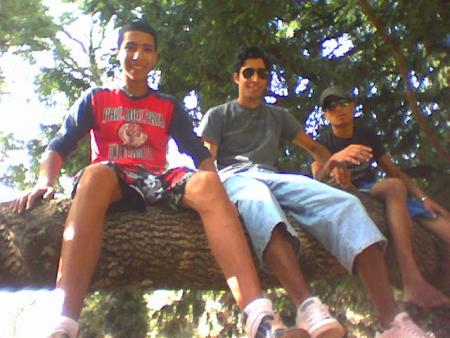 c moi et hafid et ali